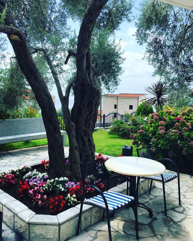 Apartments Medin Danilo Petrovac Екстер'єр фото